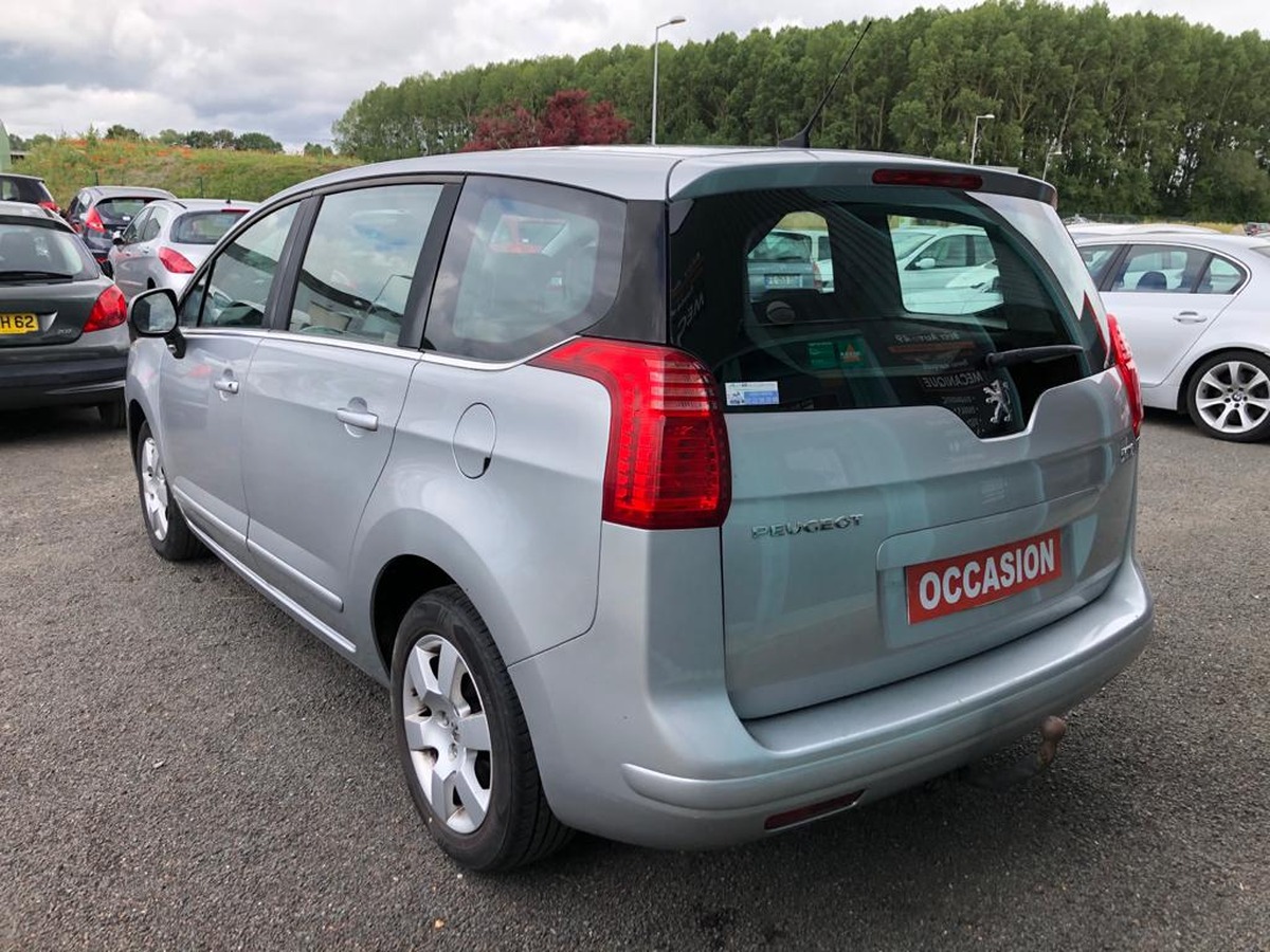 Peugeot 5008 1.6 hdi 16v fap - 110 - bv mp6 - 5pl
