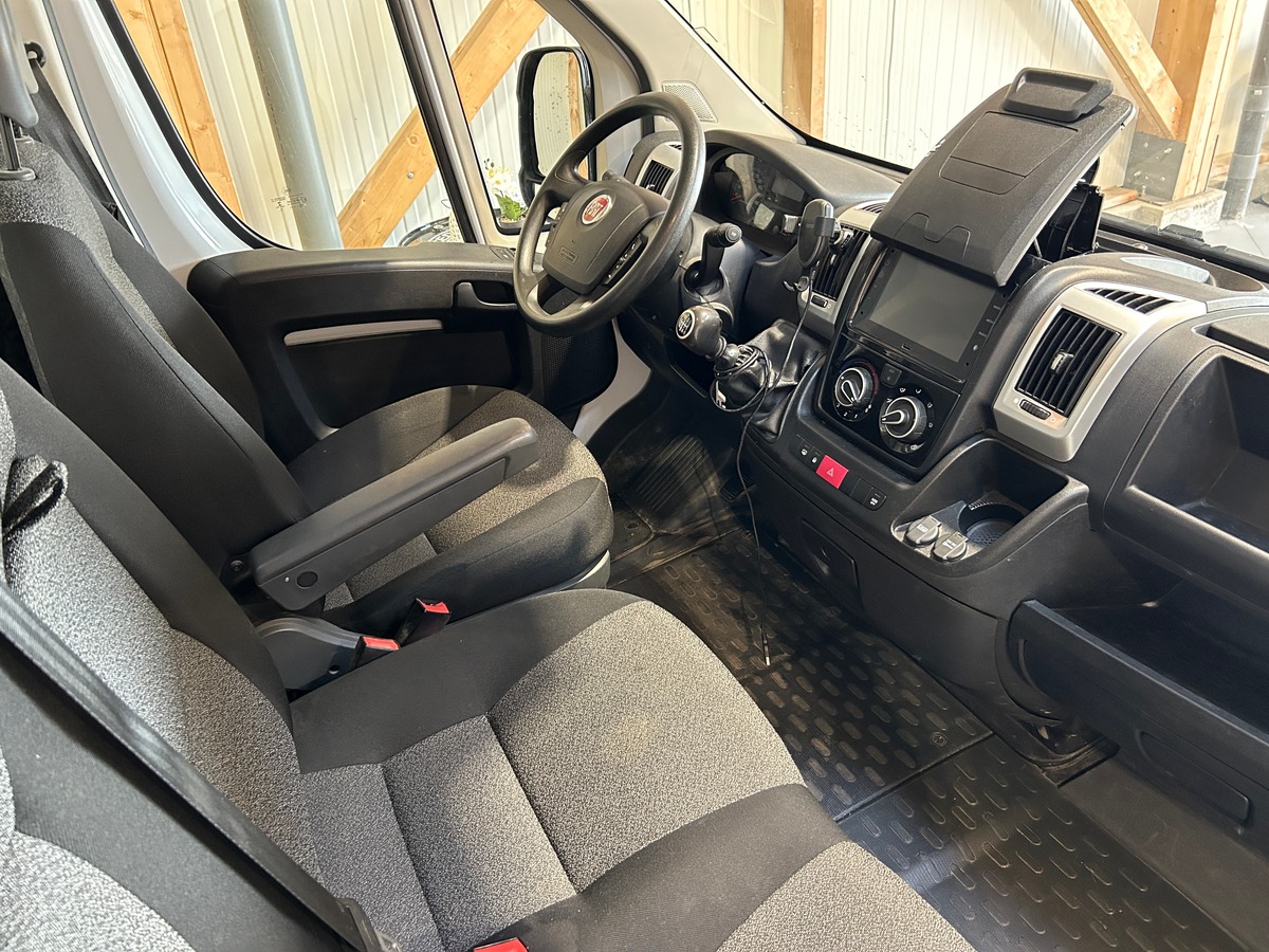 Fiat Ducato 2.3 MJTD 16V Fourgon moyen 120 cv - DISTRIBUTION ET VIDANGE NEUVE - GARANTIE