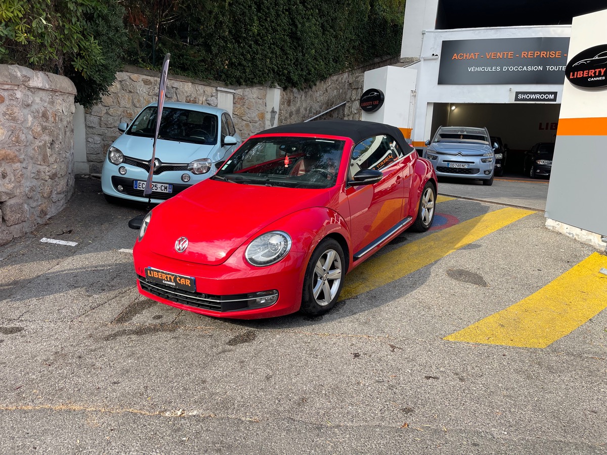 Volkswagen Beetle Cabriolet 1.4 TSI 160 CV / CarPlay / Intérieur Cuir /