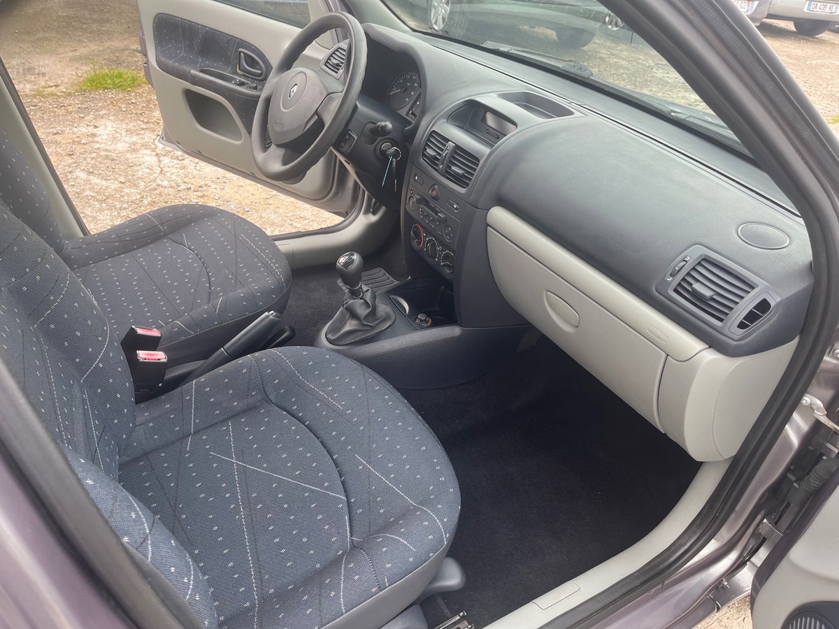 RENAULT Clio 1.2i 16v  108132km