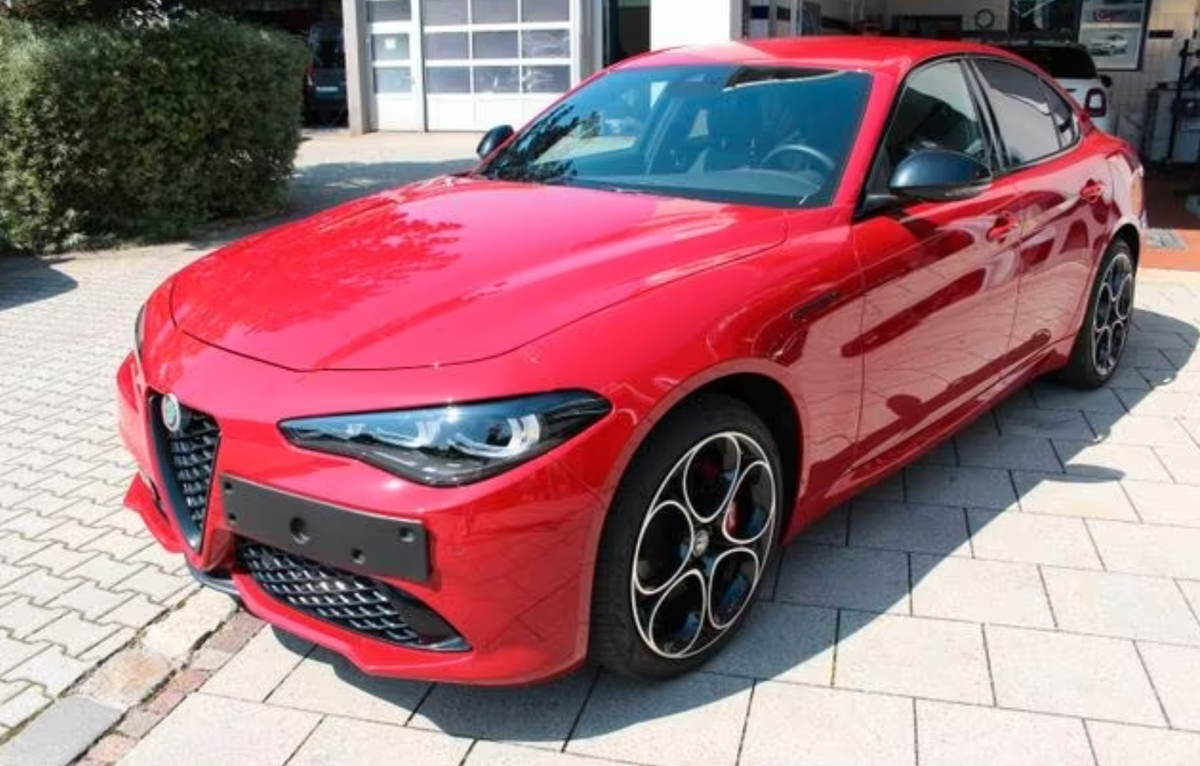 Alfa Romeo Giulia 2.0T 280ch Competizione Q4 AT8
