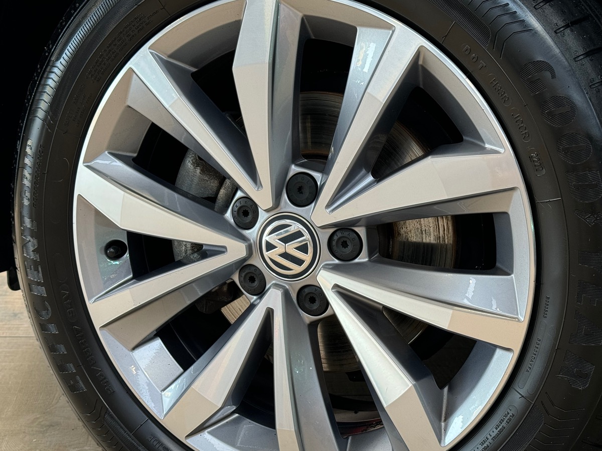 Volkswagen T-Roc 1.0 TSI 115CV BVM6 APPLE CAR PLAY/ CAMERA b