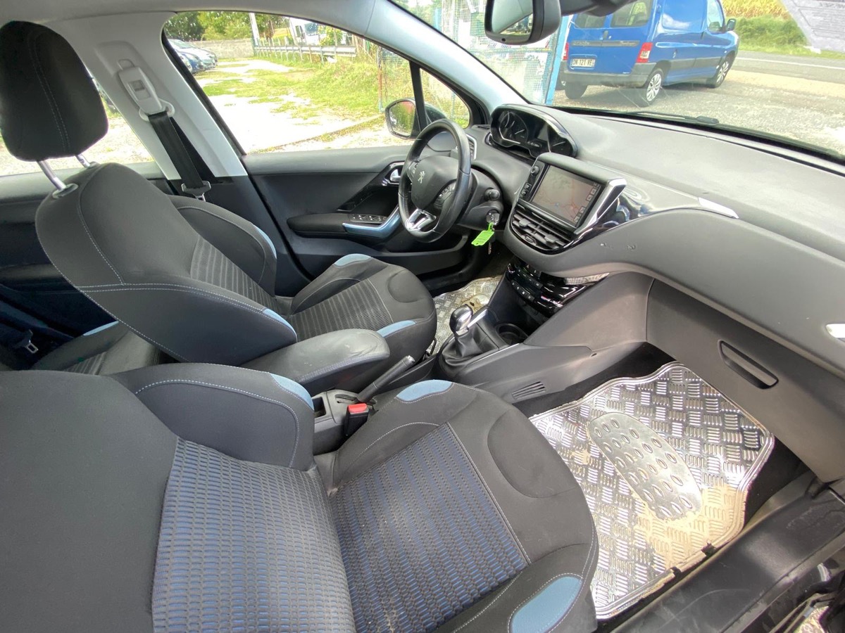Peugeot 208 1.6 e-hdi 92cv allure gps 218000km
