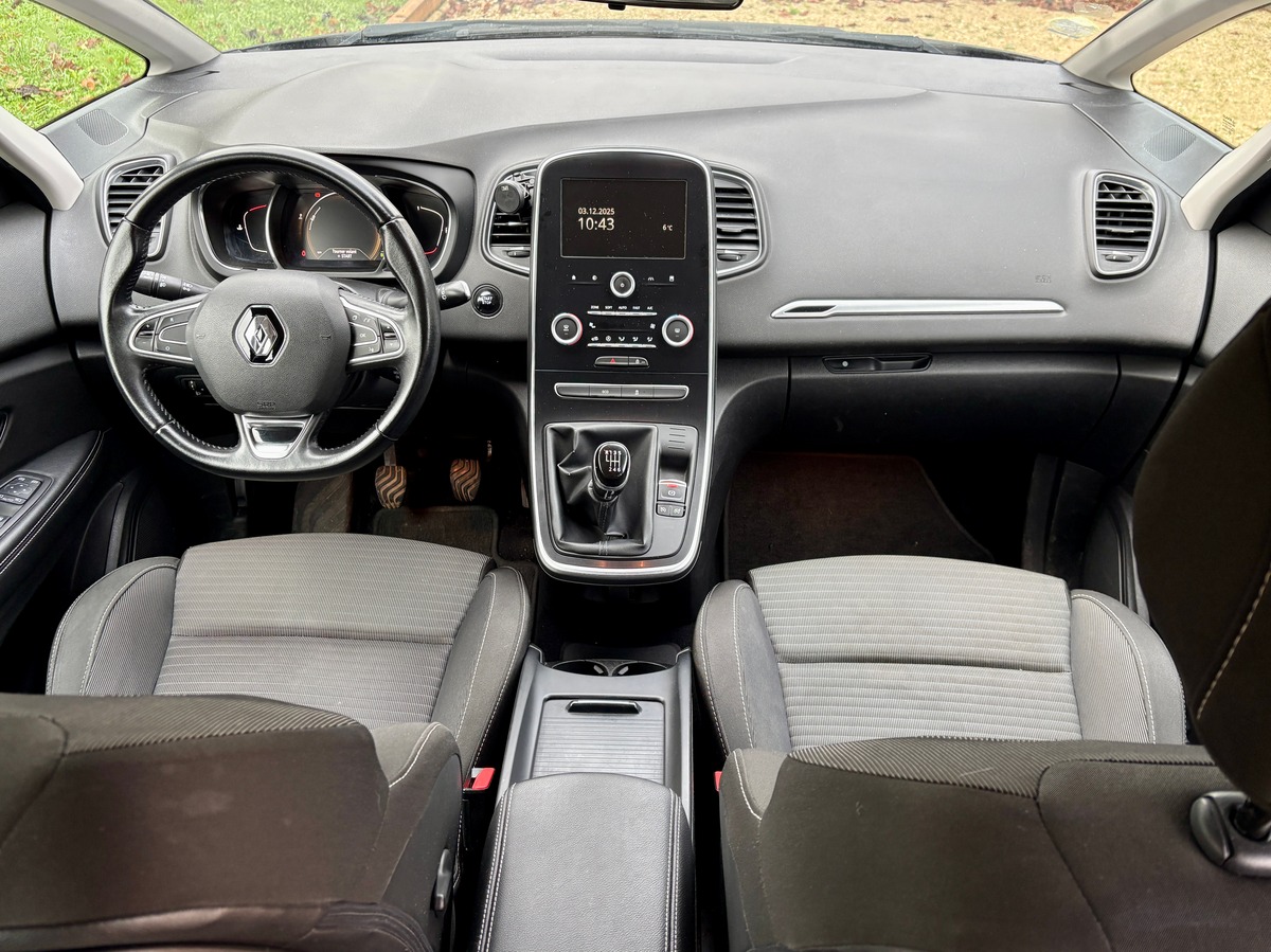 RENAULT Grand Scenic dci 110 ENERGY 7places