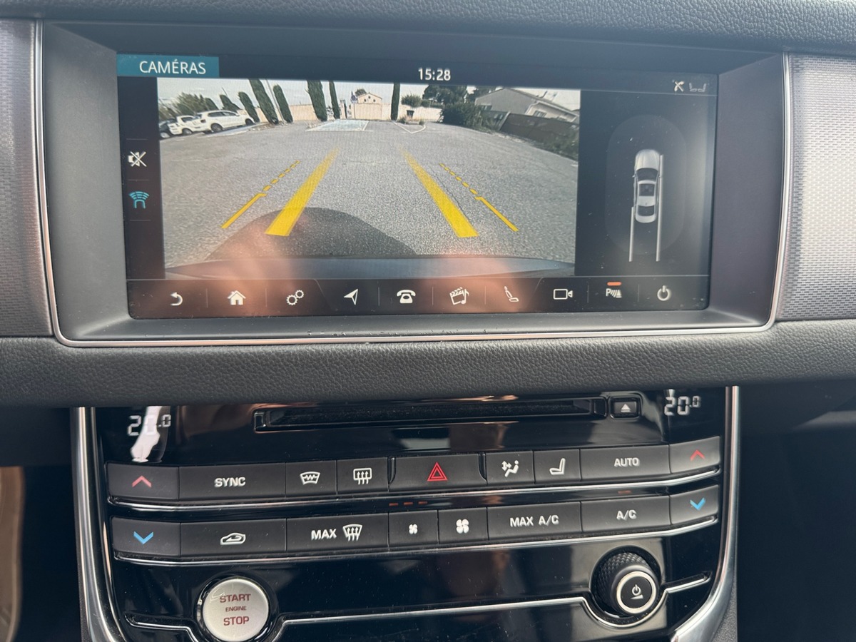 Jaguar XF 2.0 d r sport 180 cv