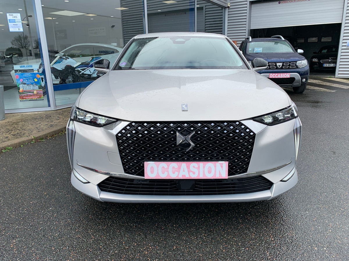 Citroën DS4 225 | Rivoli | Caméra 360° | Apple car Play | Régulateur de vitesse adaptatif | Attelage