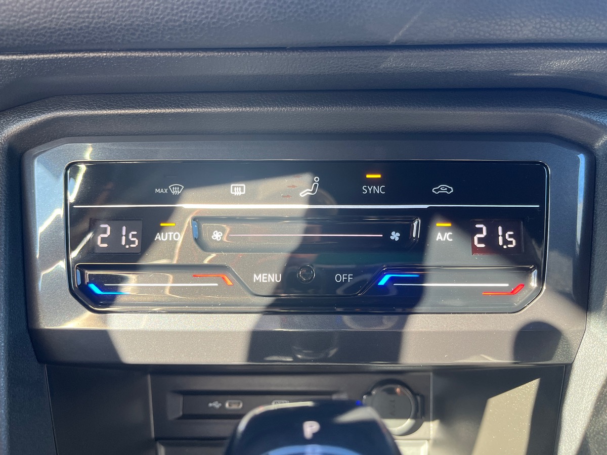 Volkswagen Tiguan Allspace 2.0 TDI 150ch R-Line DSG7, Suivi complet VW, Attelage électrique pivotant