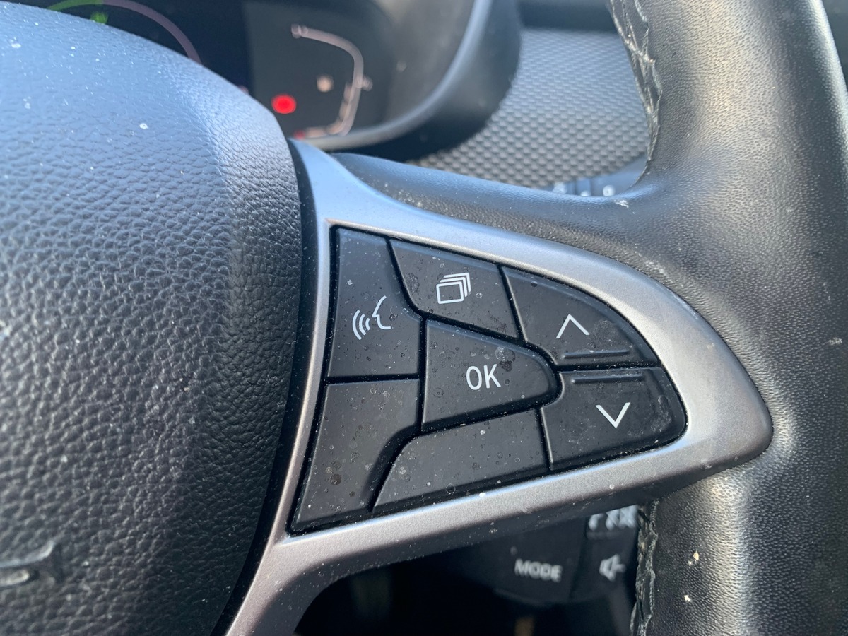 Dacia Jogger 140 | EXPRESSION | Hybride | Radar | Attelage | Bluetooth | Climatisation | Régulateur