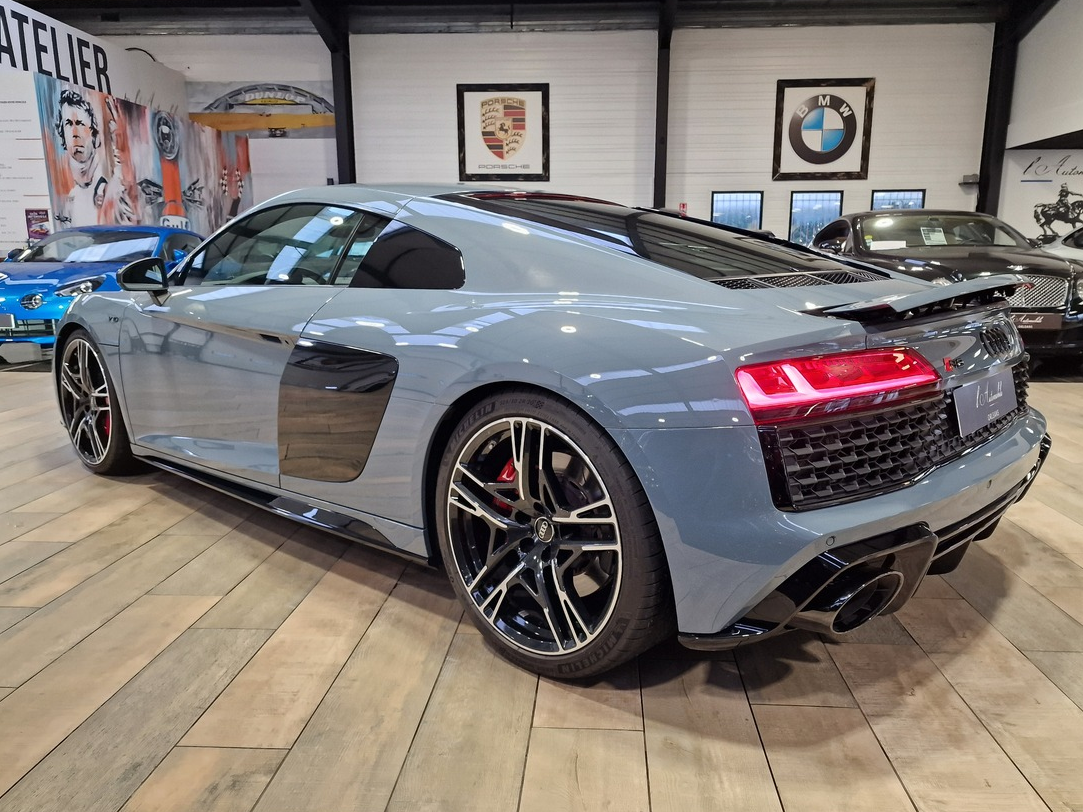 Audi R8 5.2 V10 FSI RWD LIGNE MILTEK 540CH