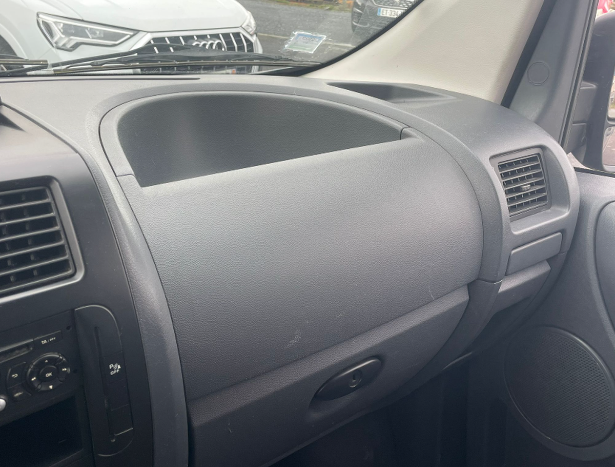 Citroën Jumpy 2.0 HDI 130 BVM Galerie / Porte latérale