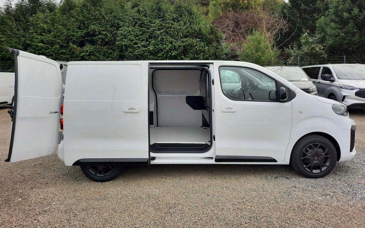 Citroën Jumpy FOURGON M 2.2 BLUEHDI 150CH EAT8 CONFORT