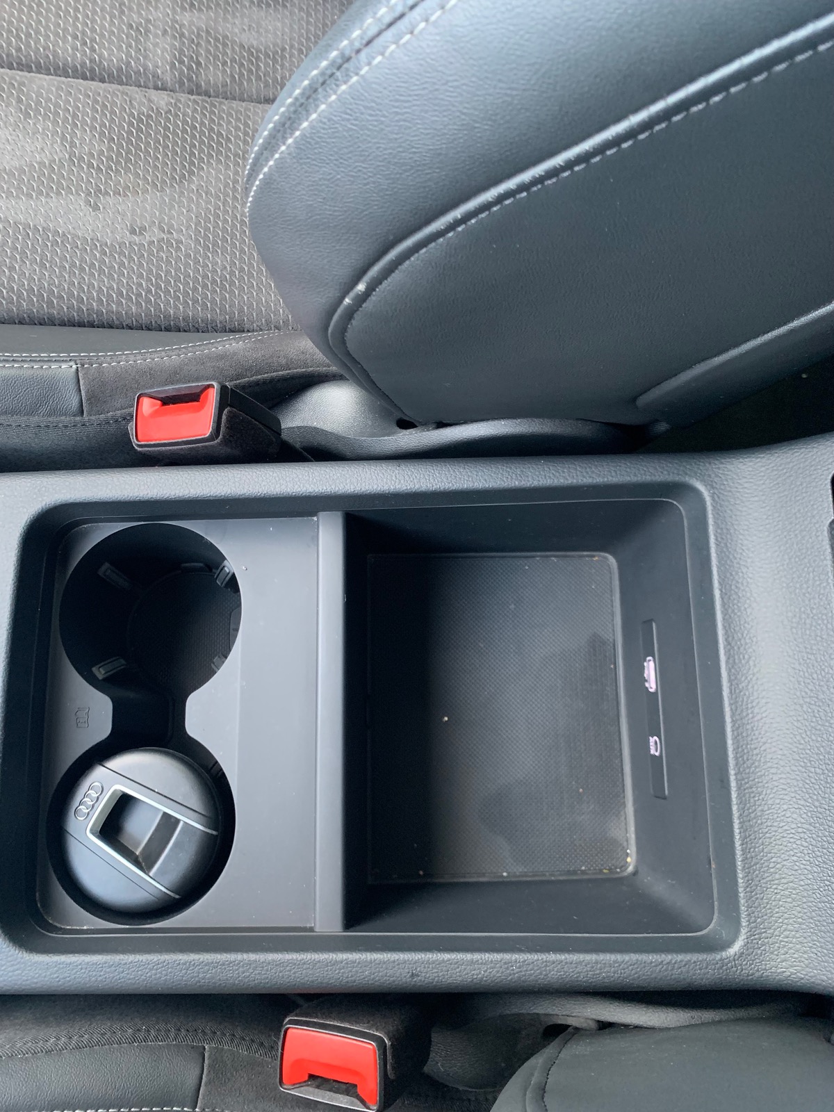 Audi Q5 190 ch | S-Line | Virtual Cockpit | Coffre assisté électriquement | Caméra de recul