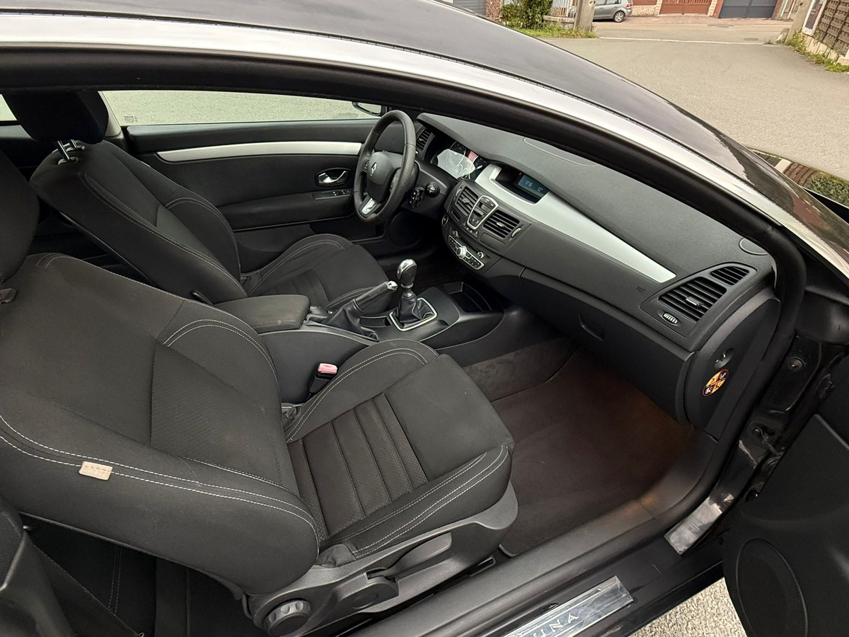 RENAULT Laguna Coupé 2.0 DCI BLACK EDITION / REVISEE / GARANTIE