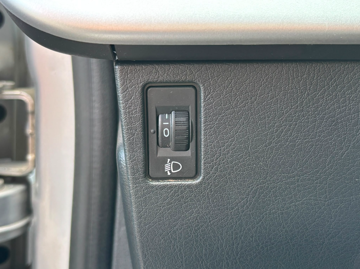 Peugeot 207 1.6 HDI 90 ch 5 portes BVM