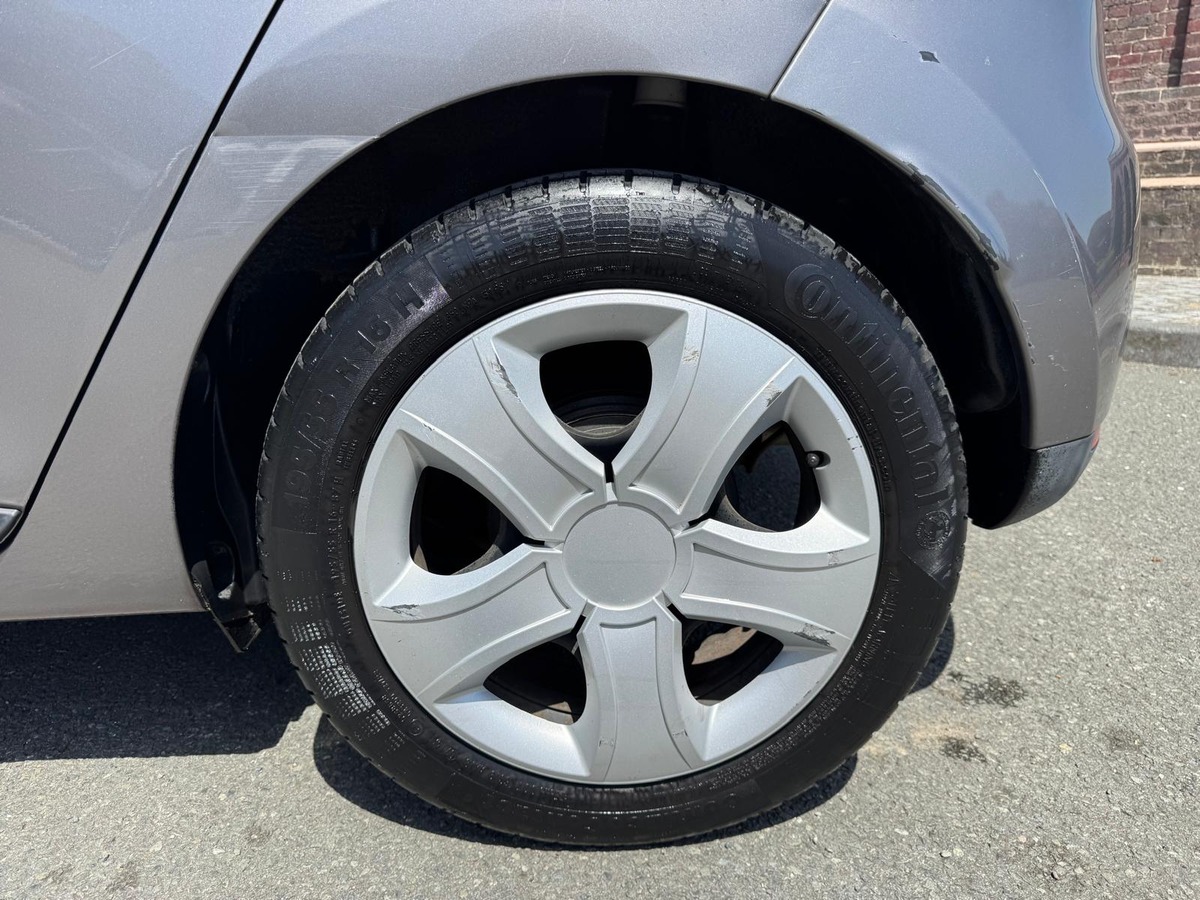 RENAULT Clio IV 1.5 DCI 75cv Dynamique - Garantie