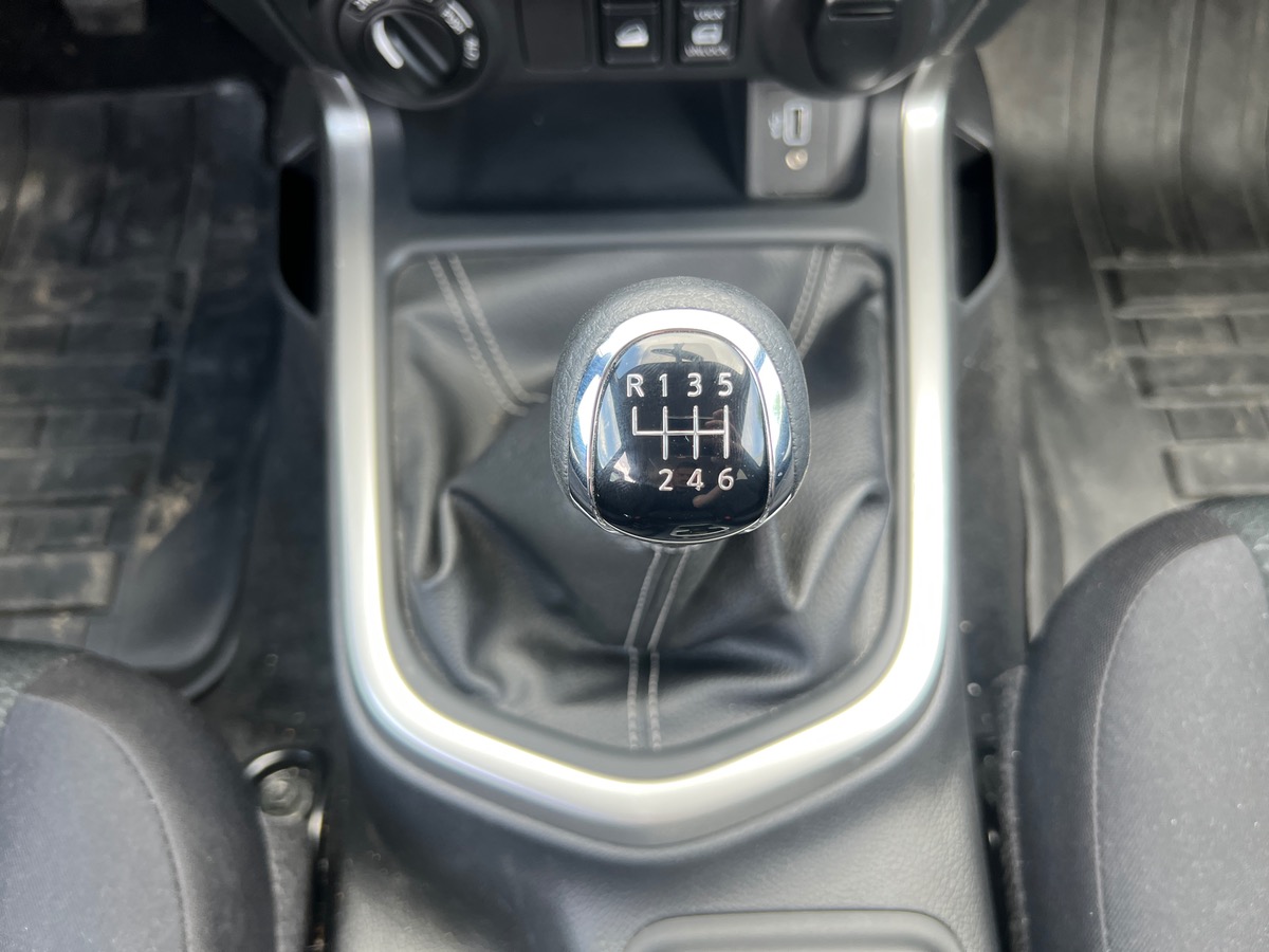 Nissan Navara 2.3L KING CAB 163ch,  SUIVI COMPLET, GARANTIE CONSTRUCTEUR