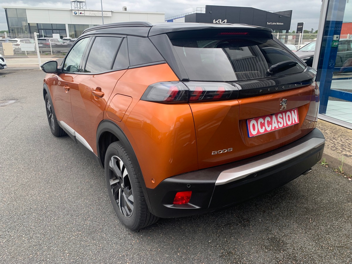 Peugeot 2008 130 chevaux | GT | Caméra de recul | Apple car Play | GPS | Palettes au volant