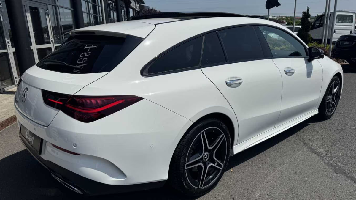 Mercedes-Benz CLA Shooting Brake II 220 d 190ch AMG Line 8G-DCT Premium Plus Toit ouvrant Burmester