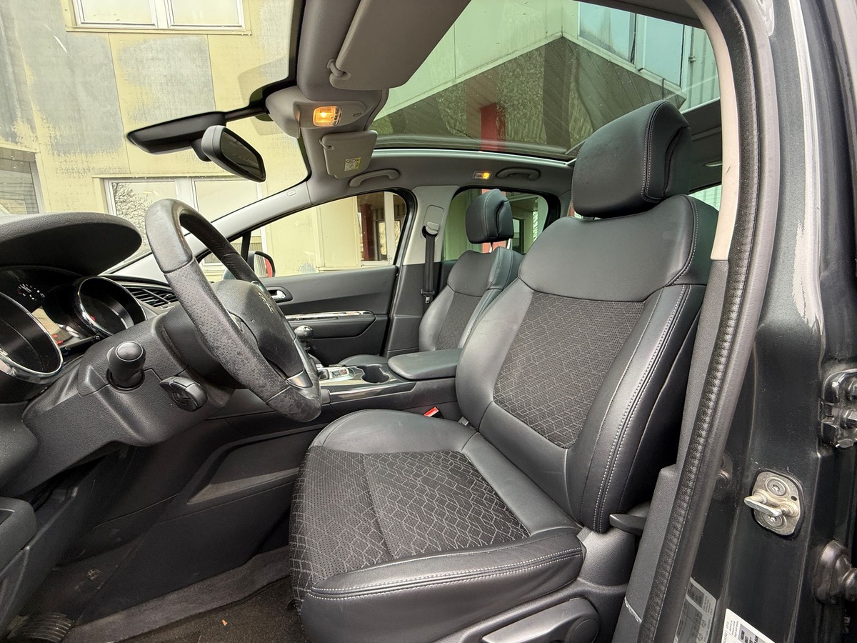 Peugeot 3008 1.6 HDI 115 CV S&S allure 1er main en 4X CBLuet