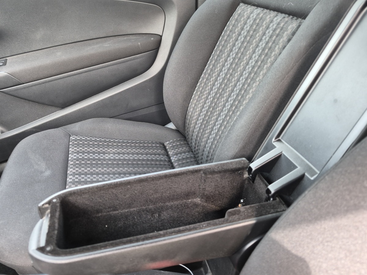 Volkswagen Polo 1.4 tdi 75 ch Trend Business