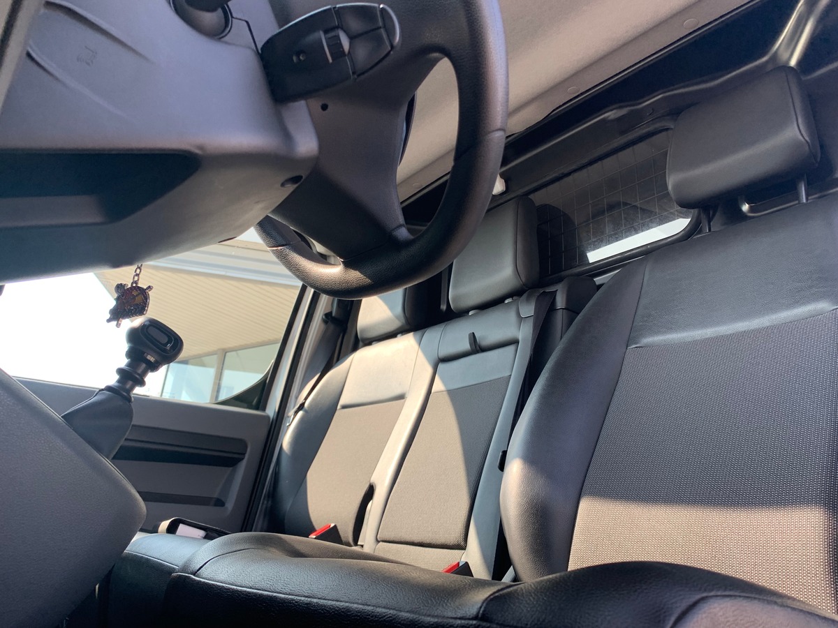 Toyota ProAce 122 ch | Business | Medium | 3 Places | Régulateur vitesse | GPS | Bluetooth | Radar