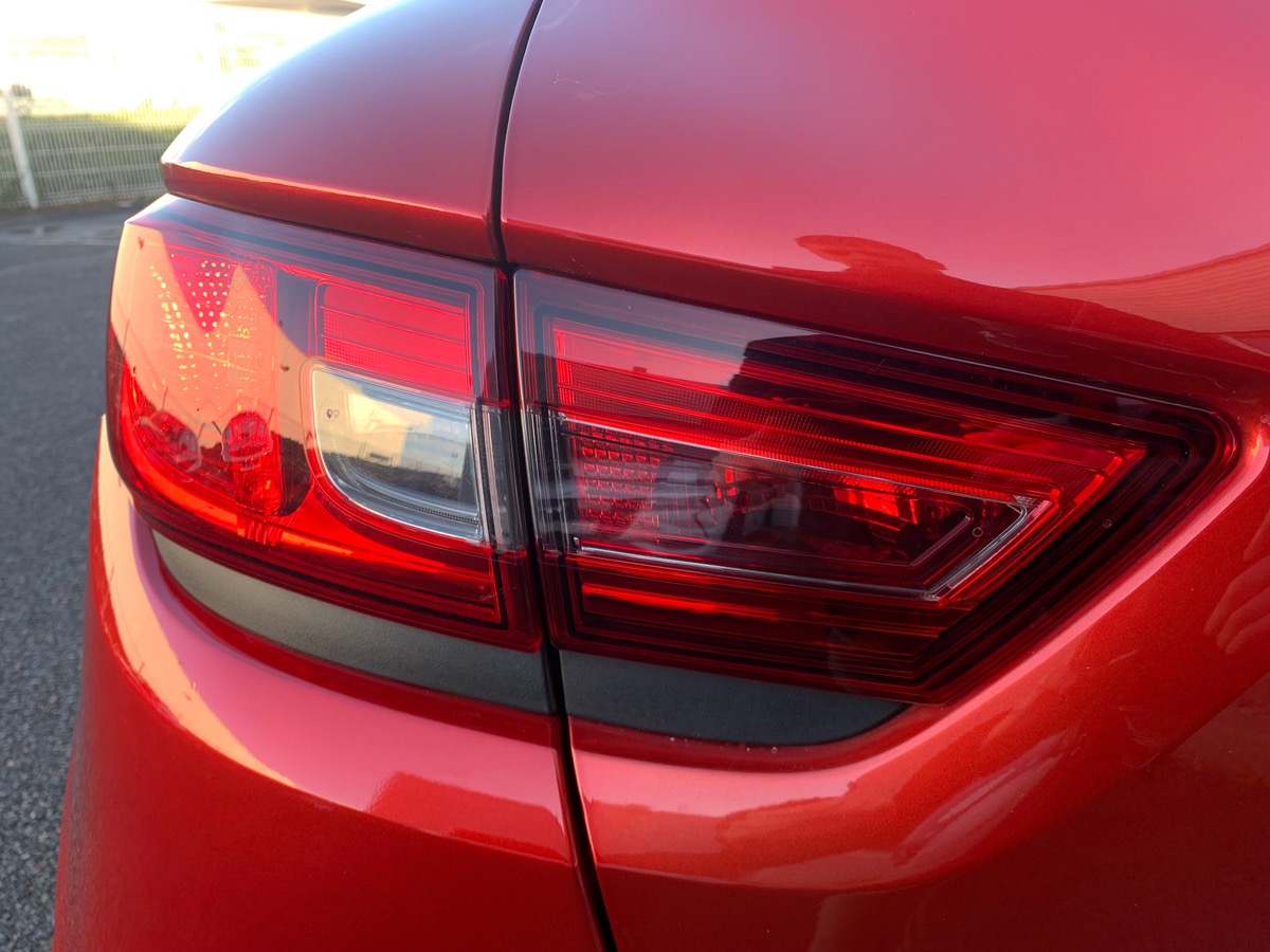 RENAULT Clio IV 90 ch | GPS | Régulateur de vitesse | Climatisation | Bluetooth | Démarrage sans clé