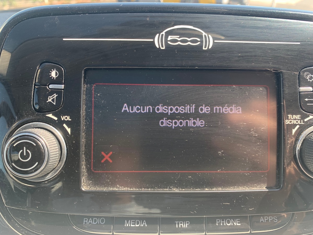 Fiat 500 LOUNGE | Kit mains libres Bluetooth | Régulateur de vitesse | CLIMATISATI0N