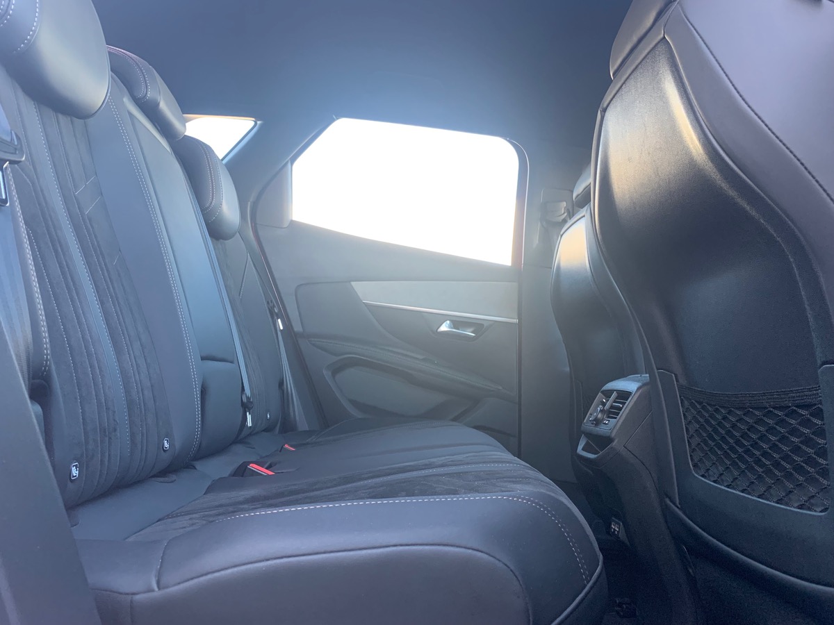 Peugeot 3008 130 ch | GT | Pack Alcantara | Pack City 2 | Hayon Motorisé avec accès Mains Libres