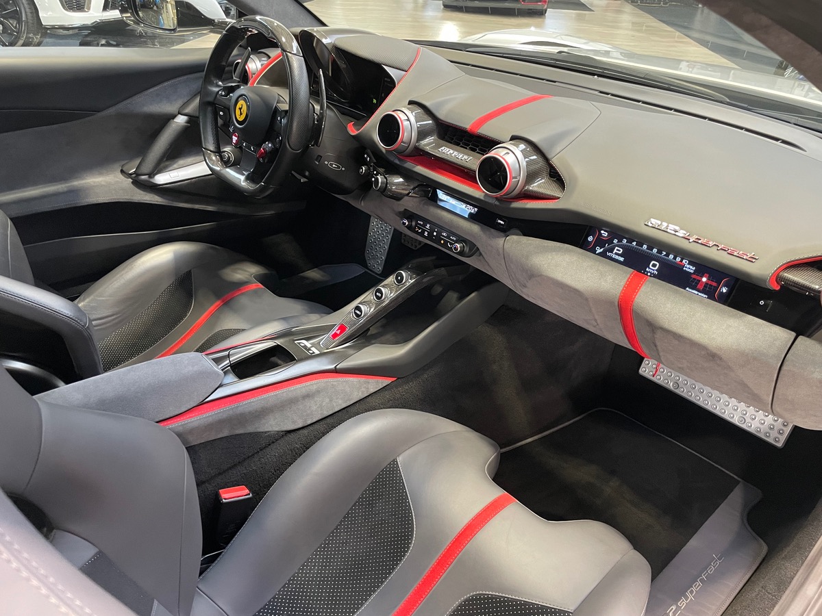 Ferrari 812 SUPERFAST 6.5 V12 800CV - FRANCAISE 