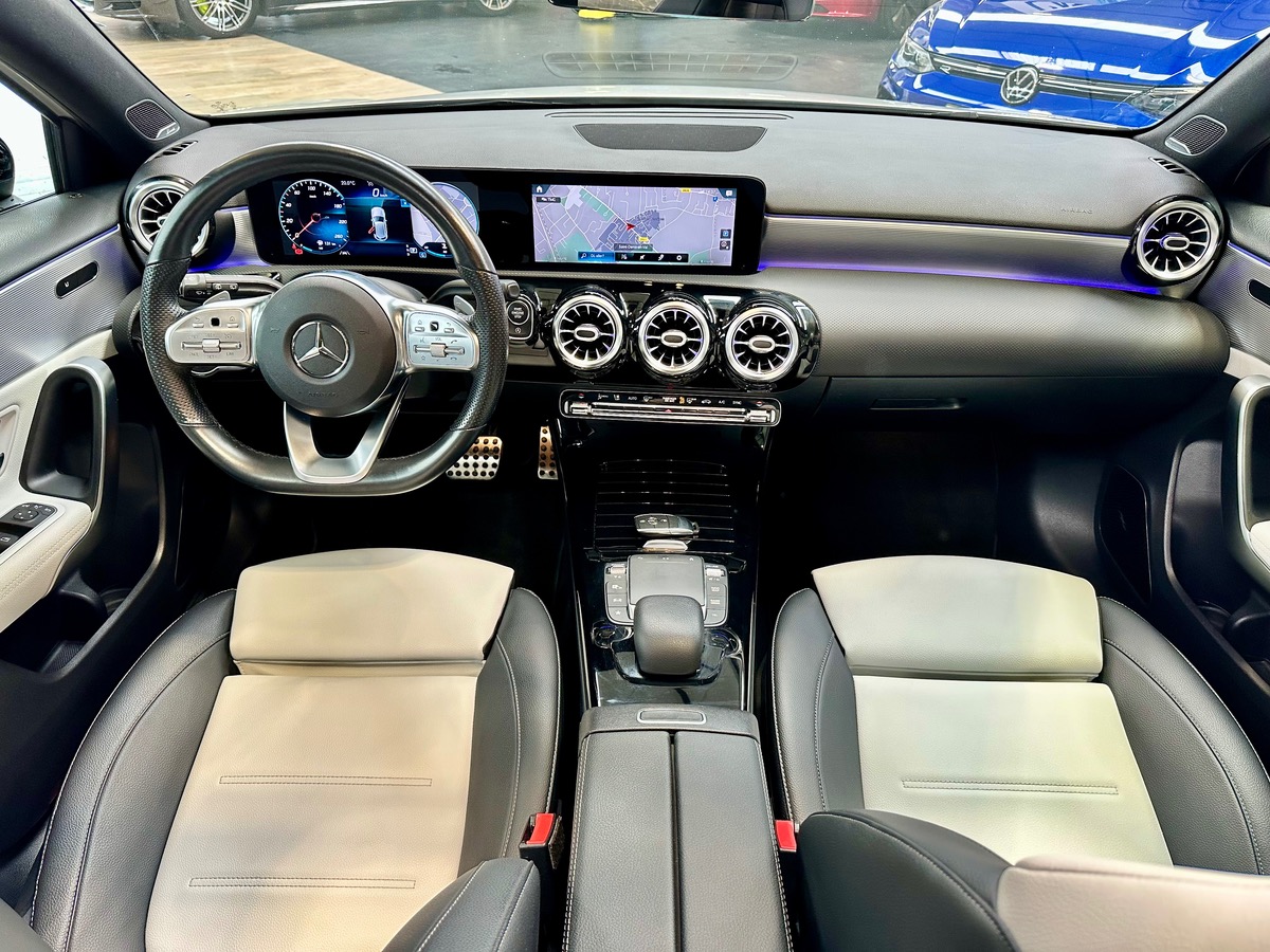 Mercedes-Benz Classe A IV 200 AMG Line 163 7G-DCT Options +++ j