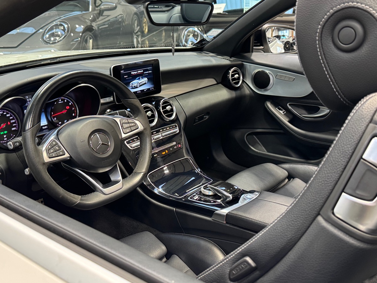 Mercedes-Benz Classe C CABRIOLET 200 9G-TRONIC 184CV FASCINATION AMG