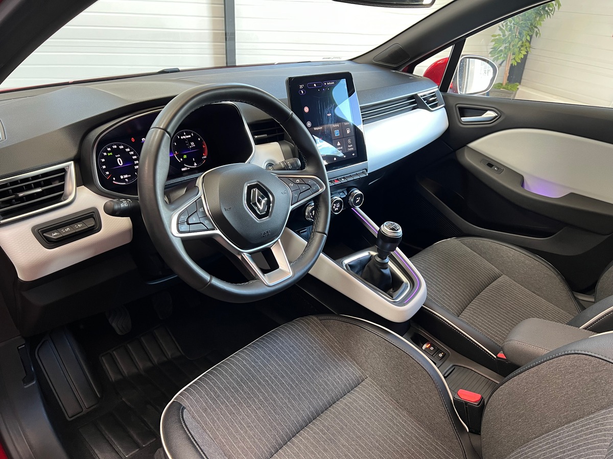RENAULT Clio TCE 90 Intens