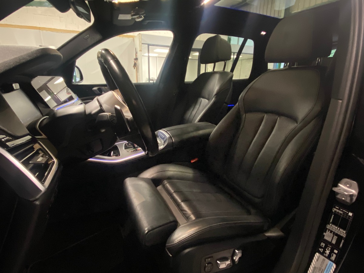 Bmw X5 G05 xDrive30d 265 ch BVA8 M Sport / TOIT OUVRANT / CAMERA 360 / APPLE CARPLAY