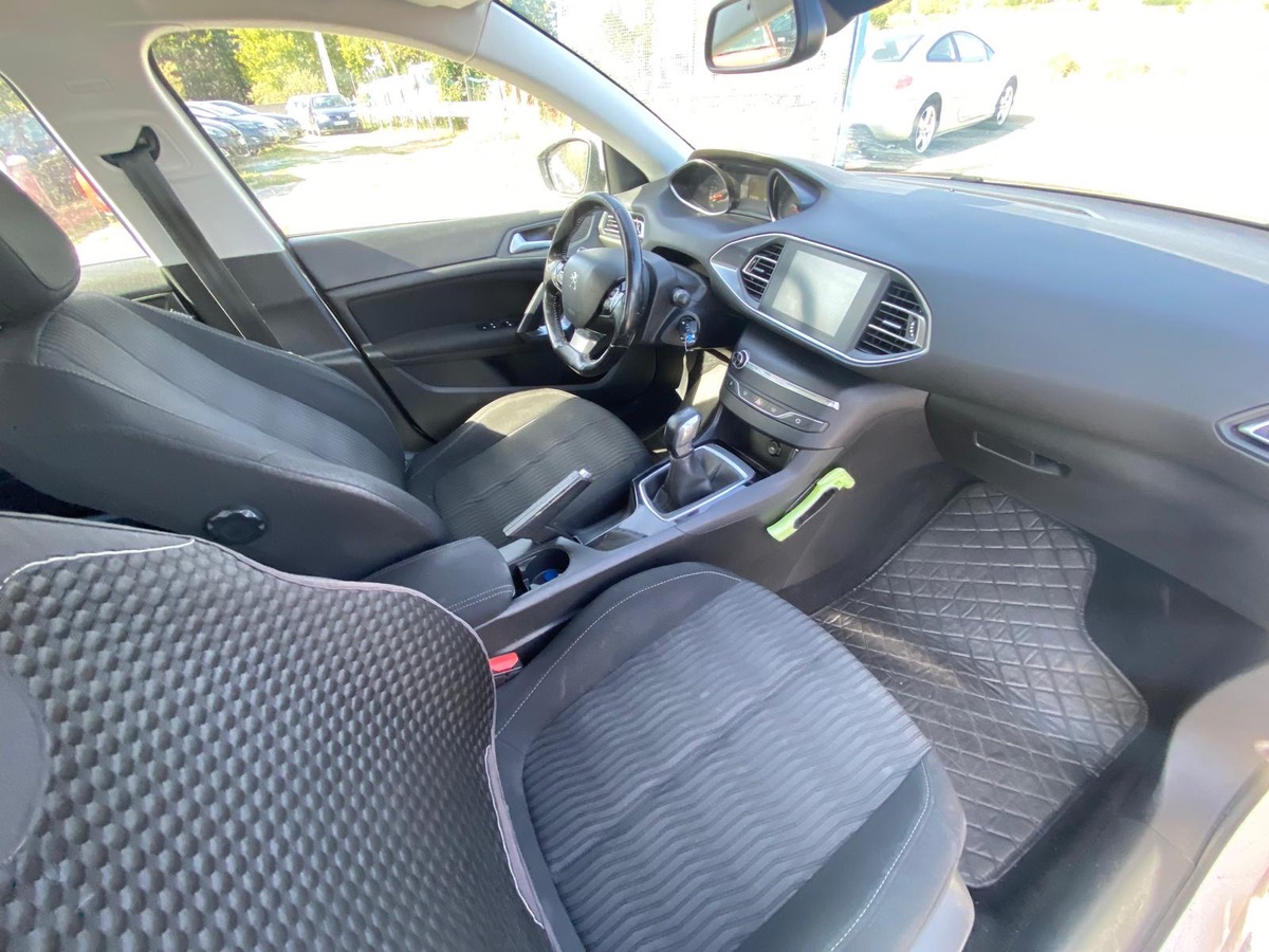 Peugeot 308 1.6 hdi 100cv
