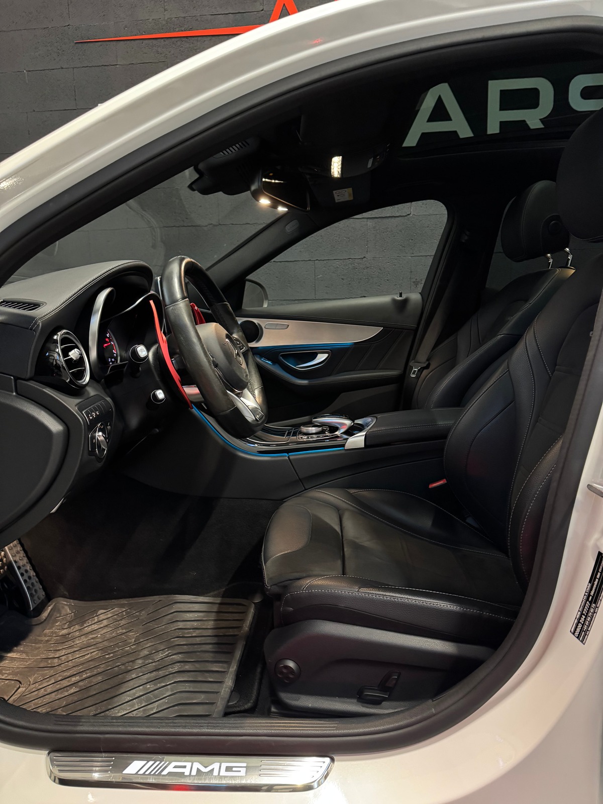 Mercedes-Benz Classe C 63S AMG SPEEDSHIFT V8 510CH