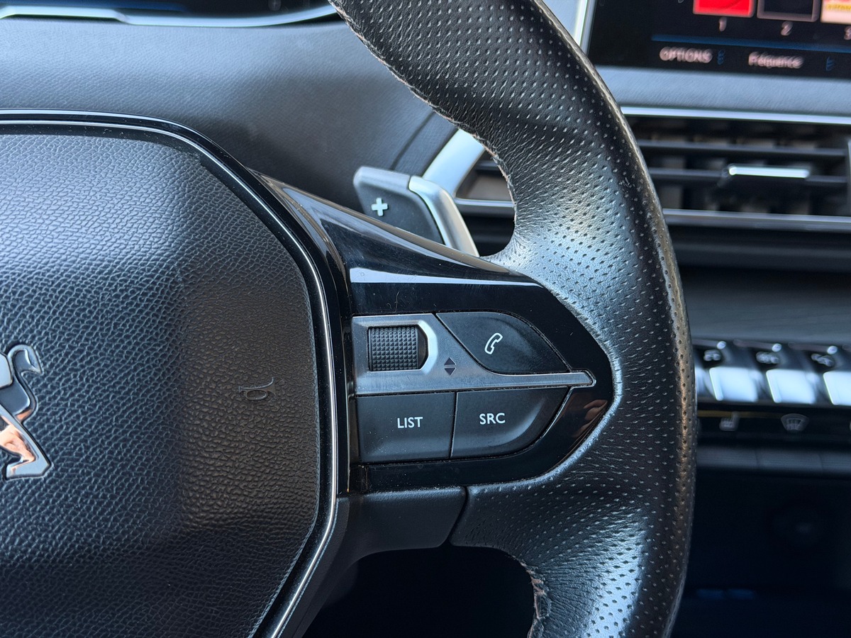 Peugeot 3008 II GT 2.0 BlueHDi EAT6 181 cv - Sièges Alcantara