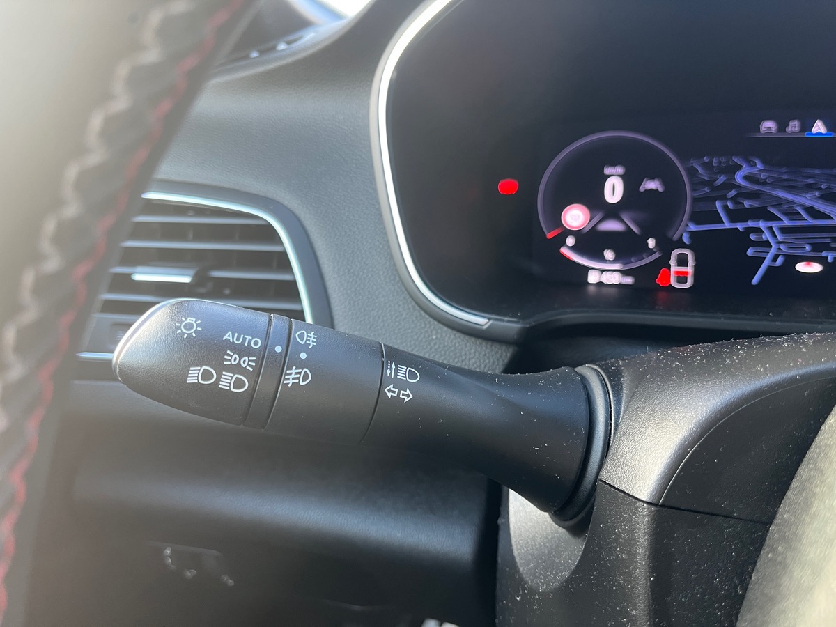 RENAULT Megane IV 1.5 BlueDCI 115ch RS Line EDC, Affichage tête haute, Régulateur adaptatif
