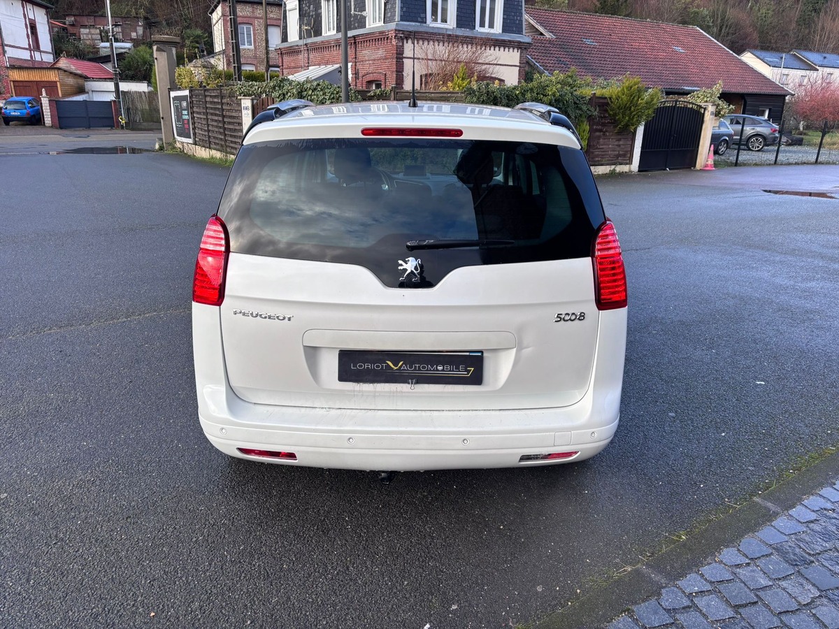 Peugeot 5008 1.6 HDi Allure 7 Places - Attelage - Révisé - Garantie