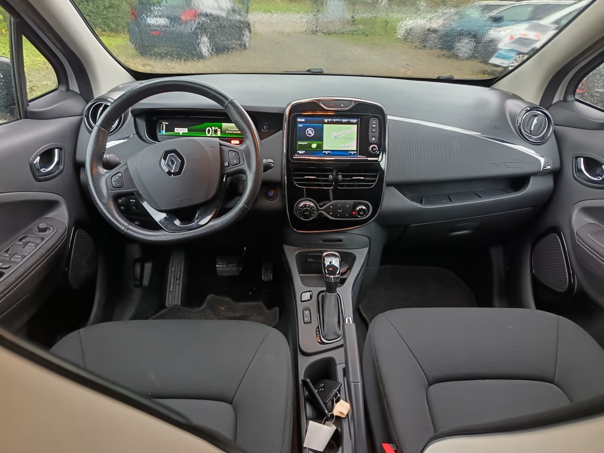 RENAULT Zoe Business charge normale R90 Achat intégral Gtie 12 mois