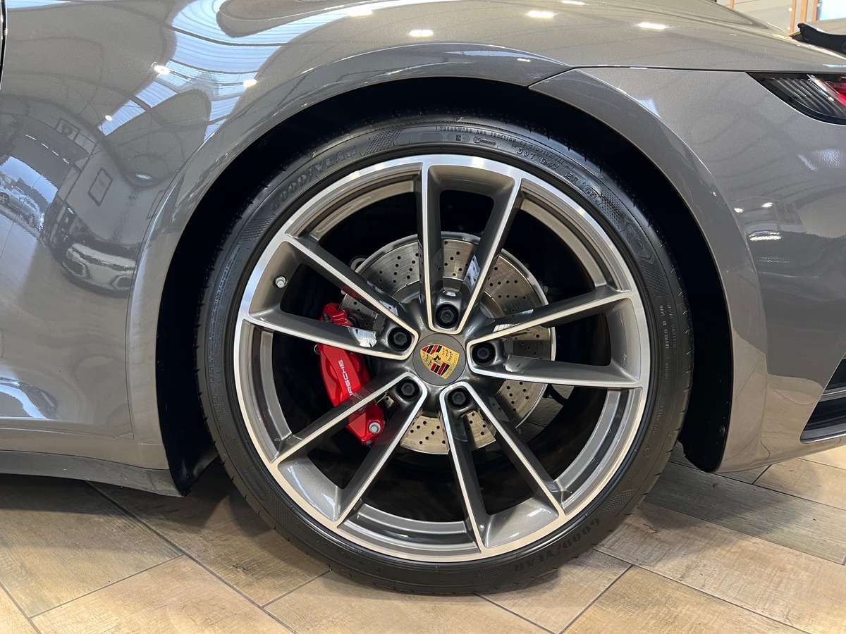 Porsche 911 TYPE 992 CARRERA S 3.0 450 cv PDK8 /GRIS QUARTZ/TOIT PANO/BOSE/