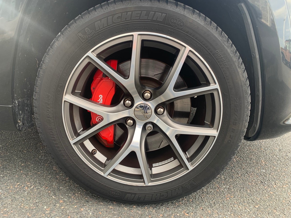 Jeep Grand Cherokee 468 ch | SRT | Attelage amovible | GPS | Caméra de recul