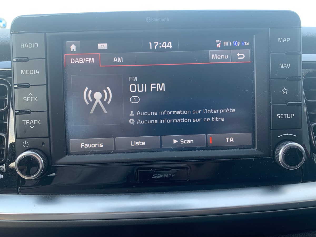 Kia Stonic 120 ch | Premium | Caméra recul | Régulateur vitesse | Apple car Play | Siéges chauffants