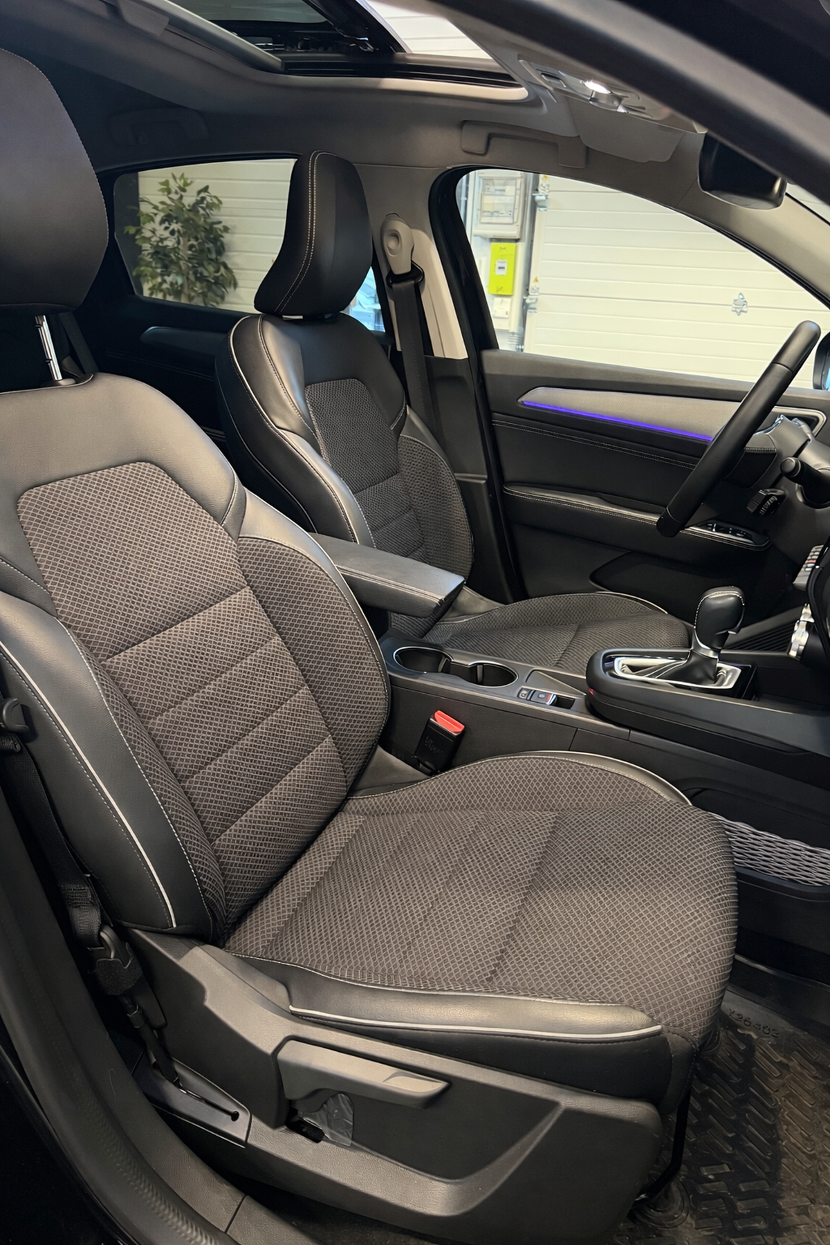 RENAULT Arkana 1.6 E-TECH 145 CV INTENS