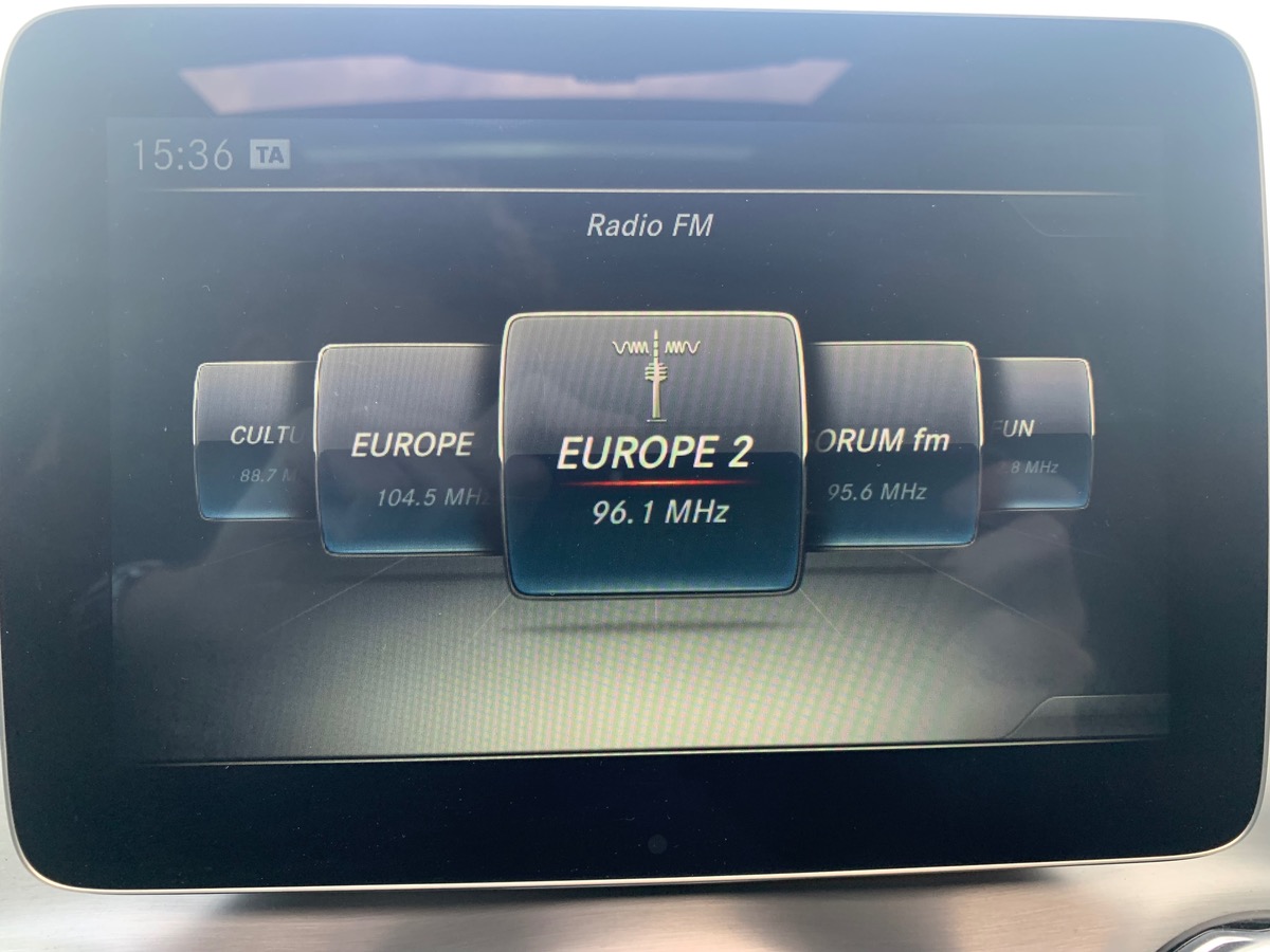 Mercedes-Benz GLA 177 | FASCINATION | Toit Panoramique NEUF | Caméra Recul | Attelage | 4MATIC