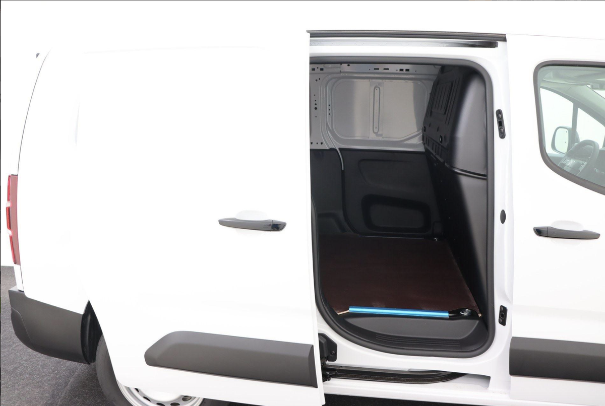 Fiat Doblo New Van LWB Club 1.5 BlueHDI 130 hp AT8