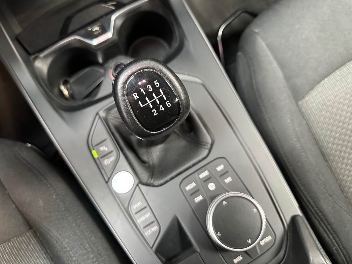 Bmw Série 1 (F40) 116D LOUNGE entretien complet BMW