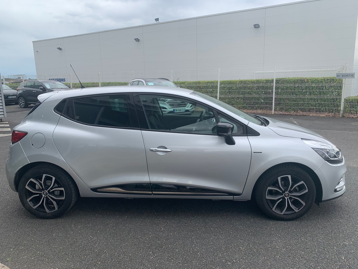 RENAULT Clio IV 90 ch | Limited | Régulateur vitesse | Climatisation | Radar stationnement arriére