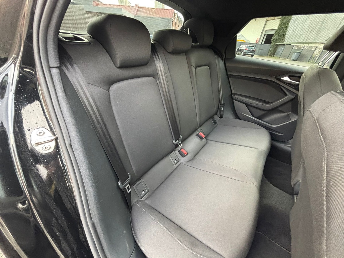 Audi A1 Sportback 30 TFSI 116 BUSINESS LINE S TRONIC 7 - Révisée - Garantie