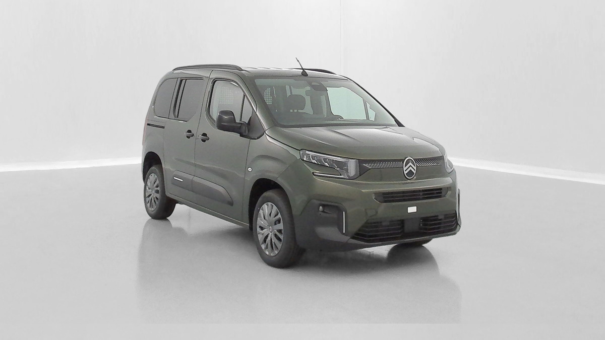 Citroën Berlingo M 1.5 BlueHDi 130chevaux Plus EAT8 | Écran central numérique TFT de 10'' | Capucine