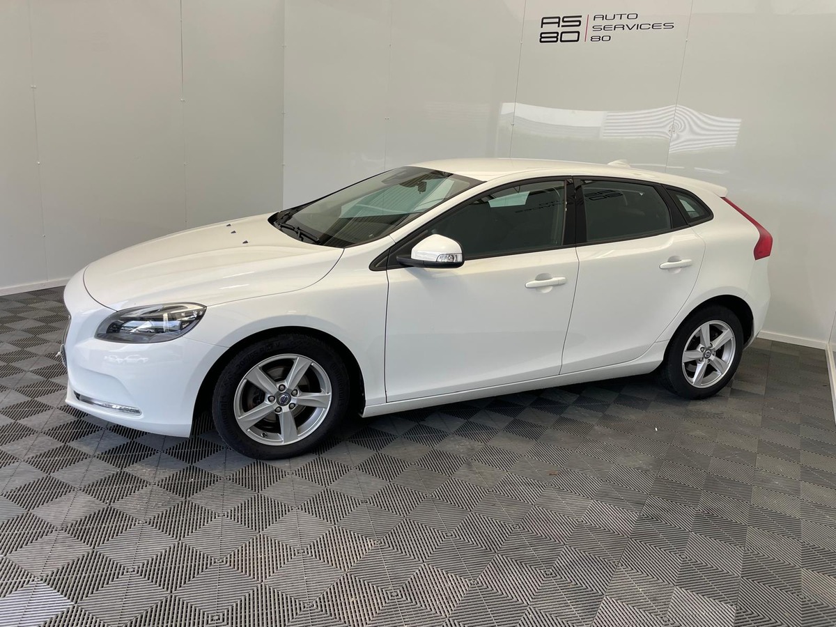 Volvo V40 1.6 D  115 KINETIC  PREMIERE MAIN